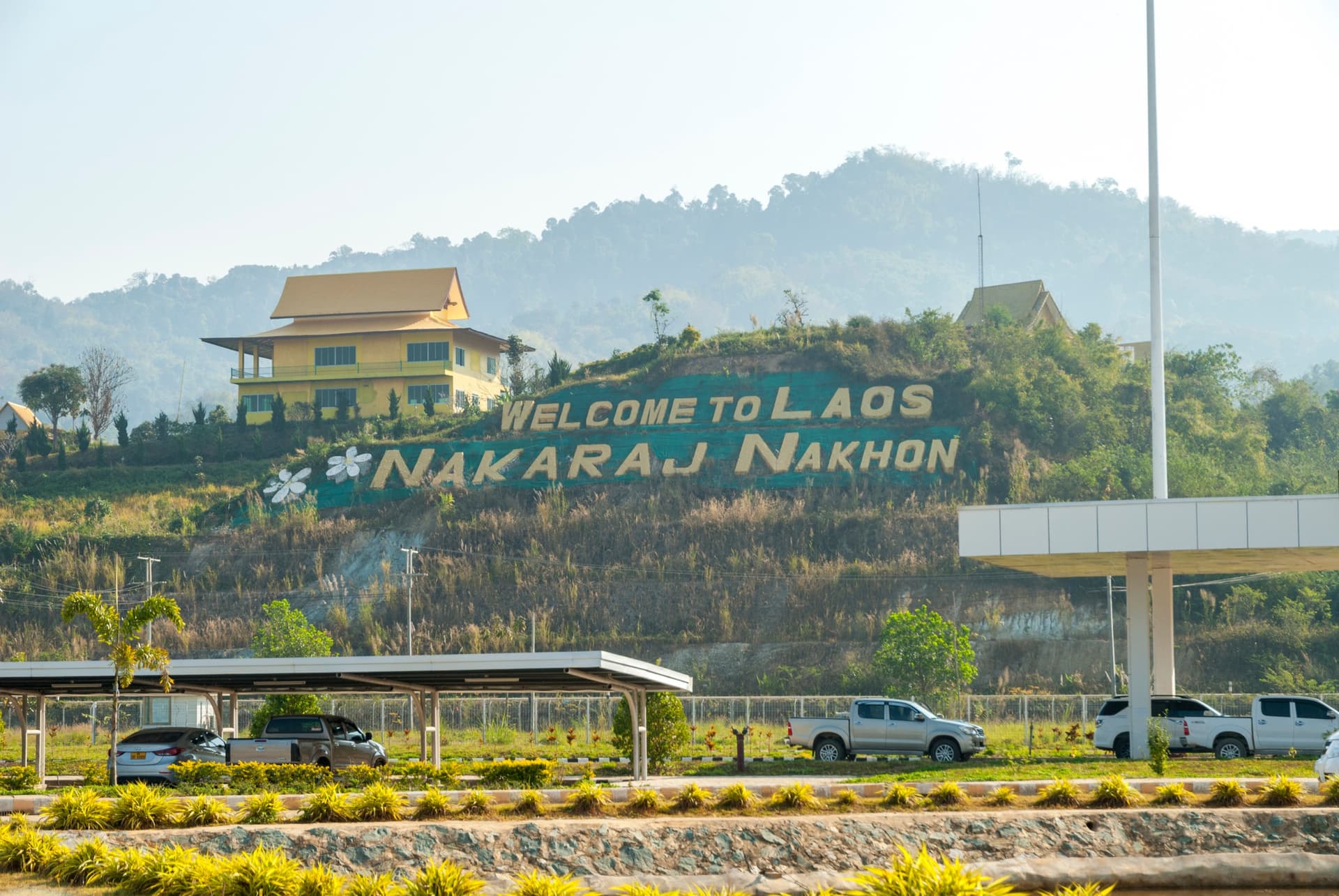 Border Crossings in Laos